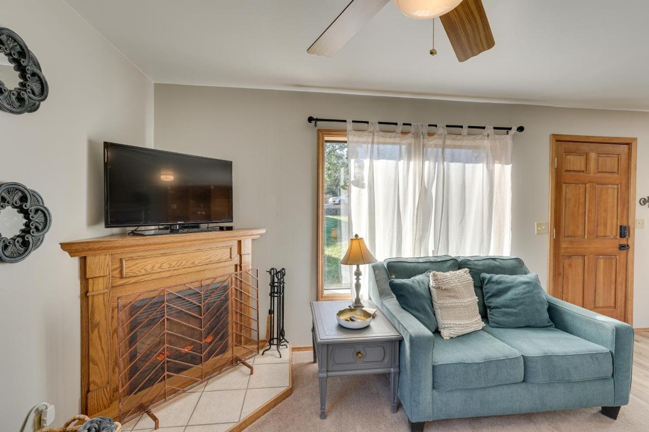 Cozy Central Point Bungalow On Working Winery! 외부 사진